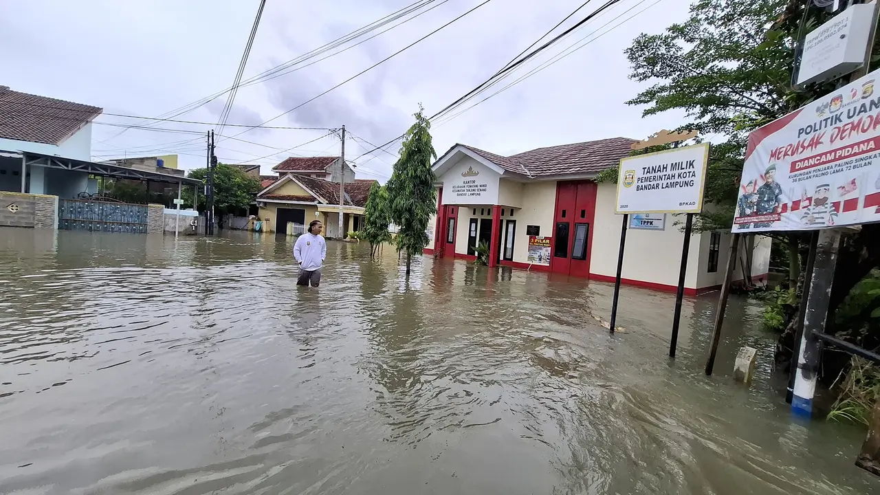 Banjir di Tanjung Senang, Bandar Lampung. Foto : (Liputan6.com/Ardi).